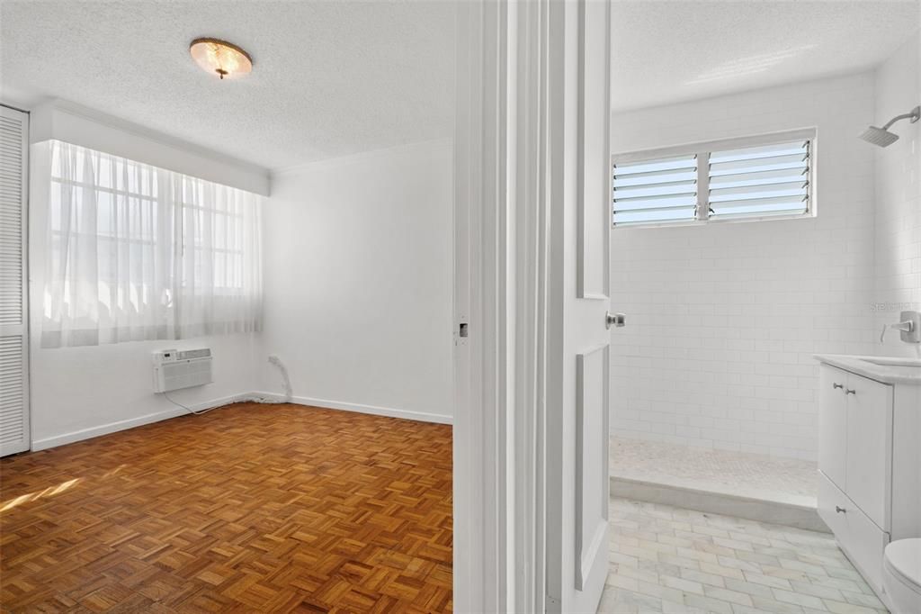 For Rent: $3,850 (3 beds, 2 baths, 1450 Square Feet)