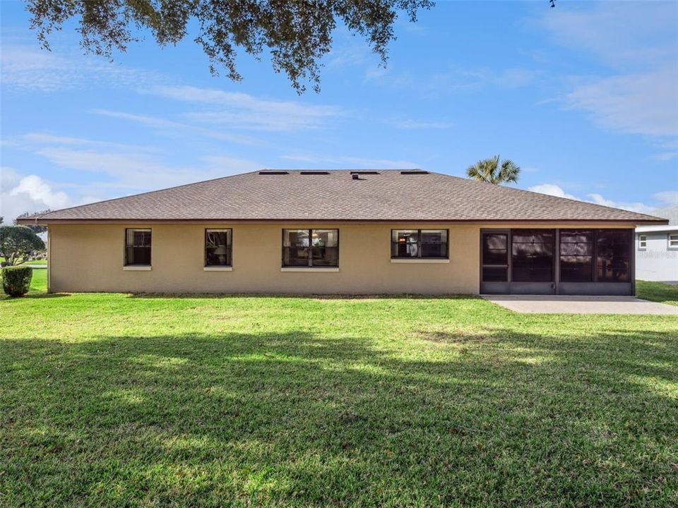 For Sale: $275,000 (3 beds, 2 baths, 2041 Square Feet)