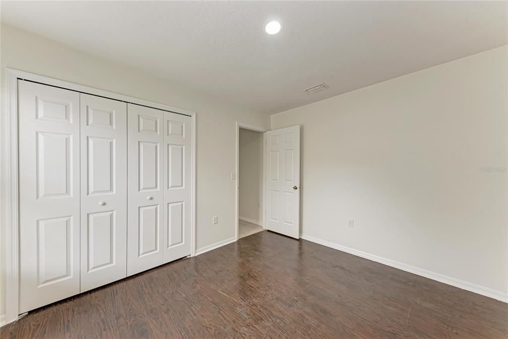 For Rent: $2,300 (3 beds, 2 baths, 1728 Square Feet)