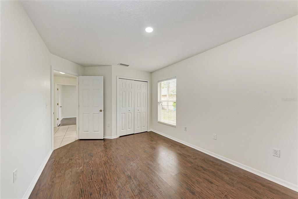 For Rent: $2,300 (3 beds, 2 baths, 1728 Square Feet)