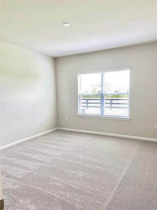 В аренду: $2,395 (4 спален, 2 ванн, 2021 Квадратных фут)