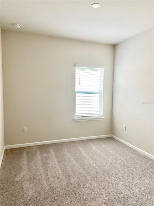 В аренду: $2,395 (4 спален, 2 ванн, 2021 Квадратных фут)