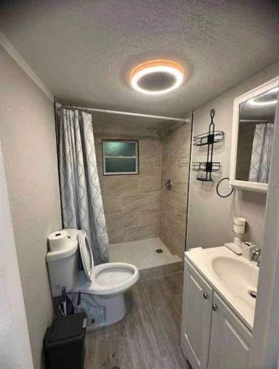 For Sale: $175,000 (2 beds, 1 baths, 630 Square Feet)