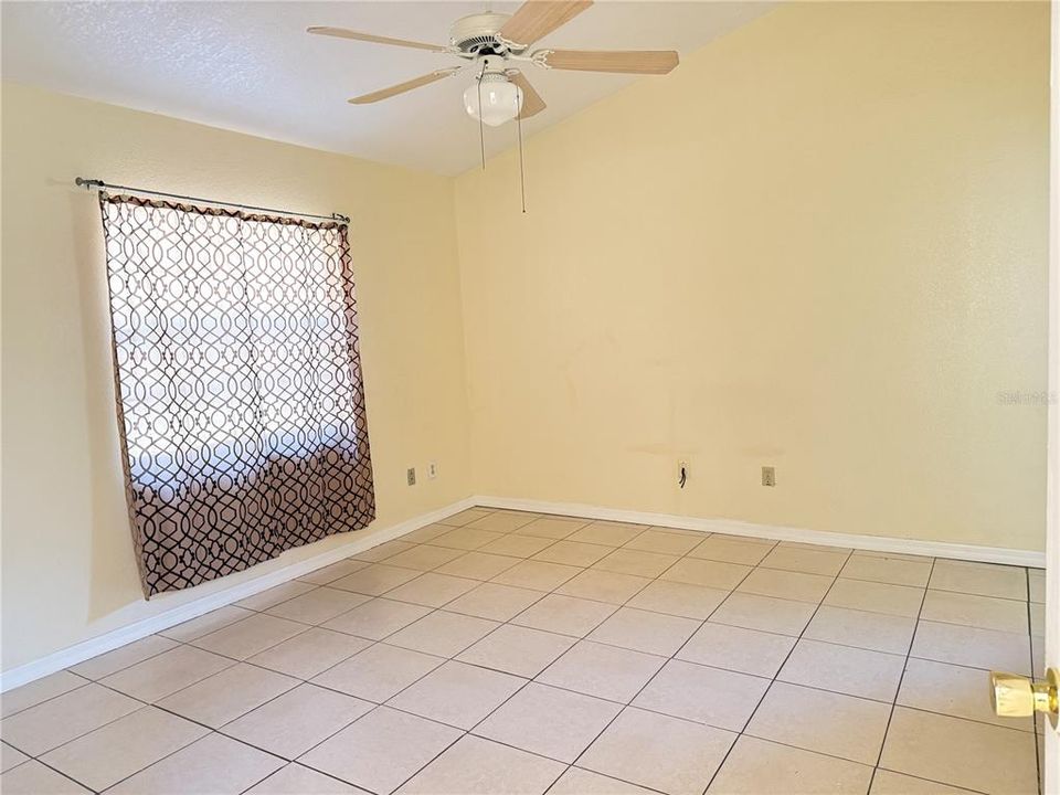 For Rent: $1,700 (3 beds, 2 baths, 1224 Square Feet)