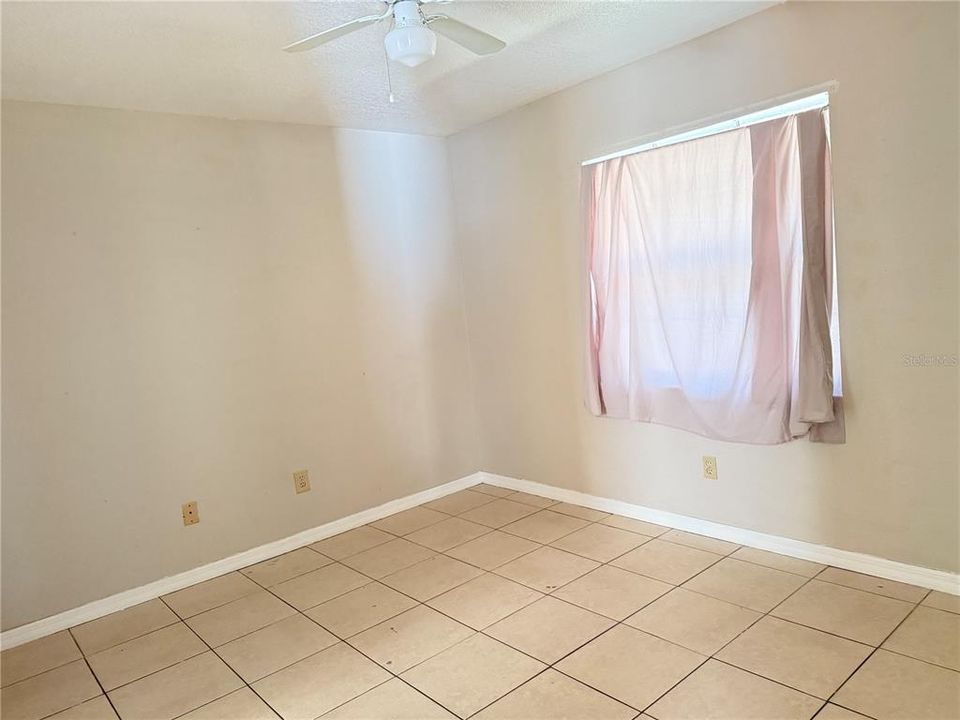 For Rent: $1,700 (3 beds, 2 baths, 1224 Square Feet)