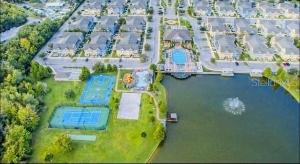 En Renta: $2,400 (4 camas, 3 baños, 1470 Pies cuadrados)