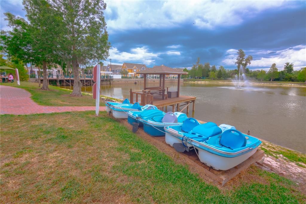 En Renta: $2,400 (4 camas, 3 baños, 1470 Pies cuadrados)