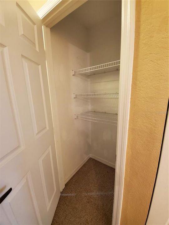 En Renta: $2,400 (4 camas, 3 baños, 1470 Pies cuadrados)