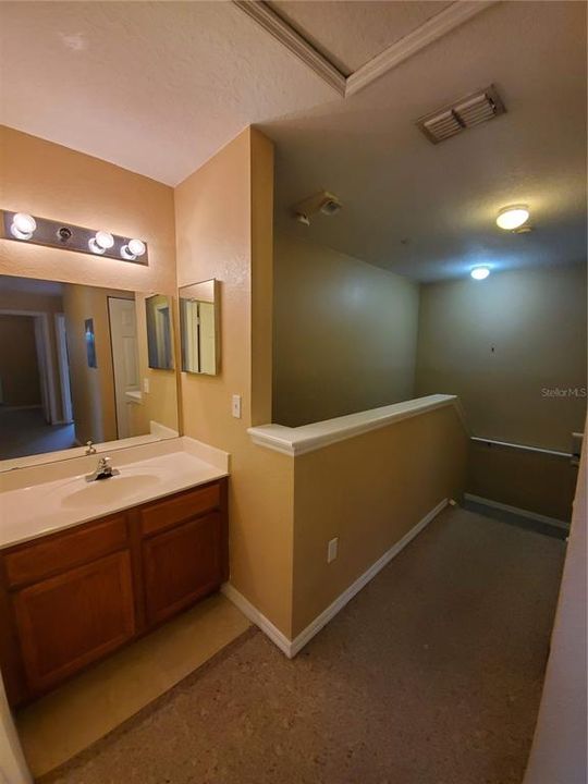 En Renta: $2,400 (4 camas, 3 baños, 1470 Pies cuadrados)