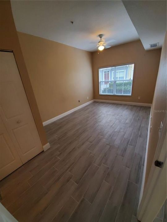 En Renta: $2,400 (4 camas, 3 baños, 1470 Pies cuadrados)