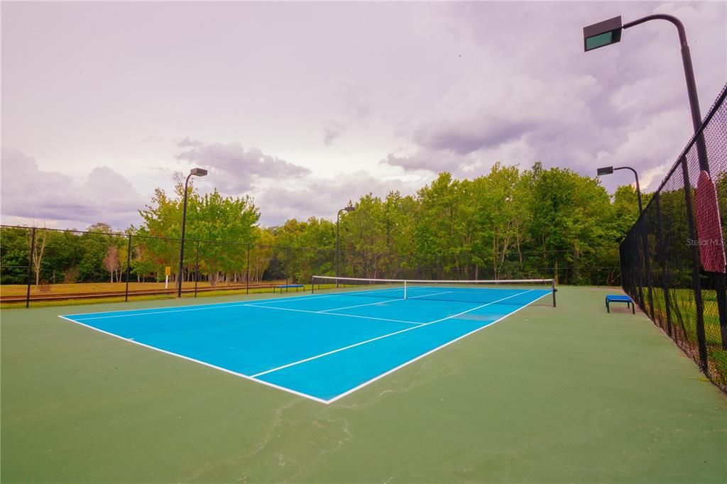 En Renta: $2,400 (4 camas, 3 baños, 1470 Pies cuadrados)