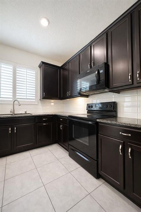 En Renta: $2,500 (4 camas, 2 baños, 2673 Pies cuadrados)