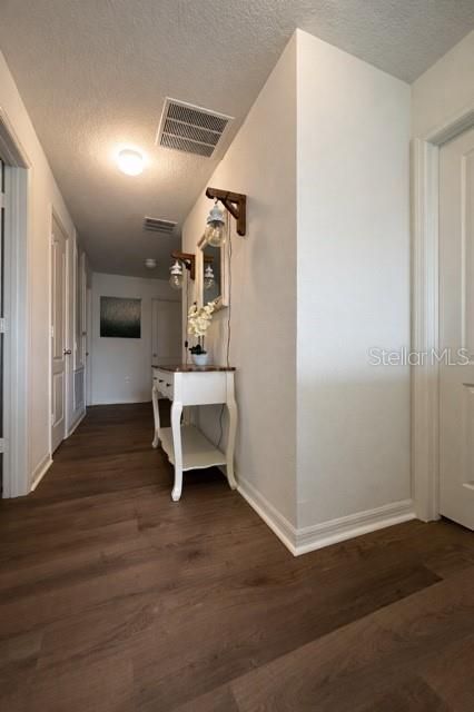 En Renta: $2,500 (4 camas, 2 baños, 2673 Pies cuadrados)