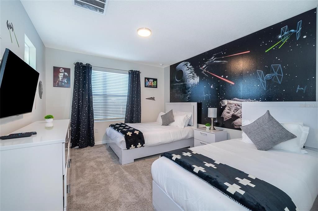 En Renta: $2,780 (5 camas, 4 baños, 2294 Pies cuadrados)