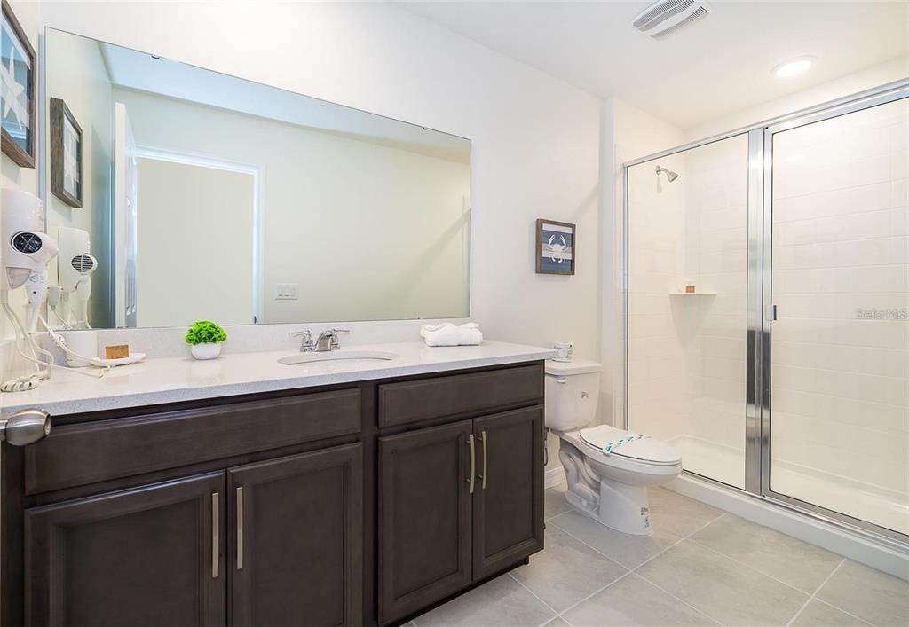 En Renta: $2,780 (5 camas, 4 baños, 2294 Pies cuadrados)