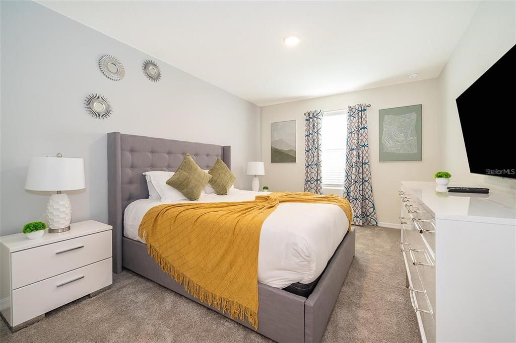 En Renta: $2,780 (5 camas, 4 baños, 2294 Pies cuadrados)