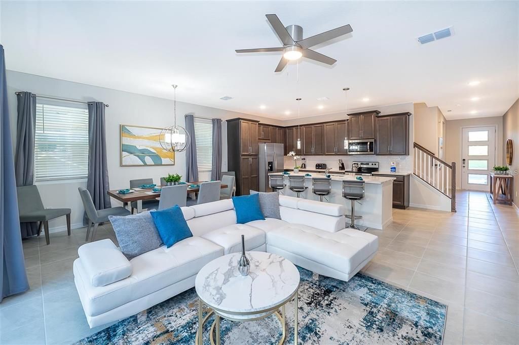 En Renta: $2,780 (5 camas, 4 baños, 2294 Pies cuadrados)