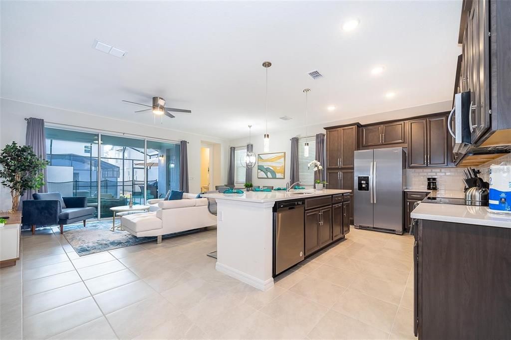 En Renta: $2,780 (5 camas, 4 baños, 2294 Pies cuadrados)