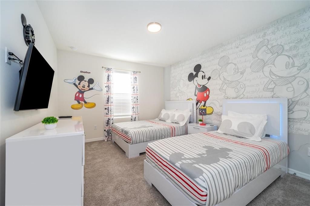 En Renta: $2,780 (5 camas, 4 baños, 2294 Pies cuadrados)