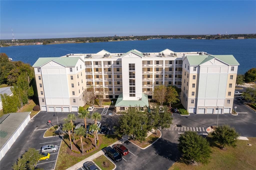 For Sale: $369,900 (3 beds, 2 baths, 1822 Square Feet)