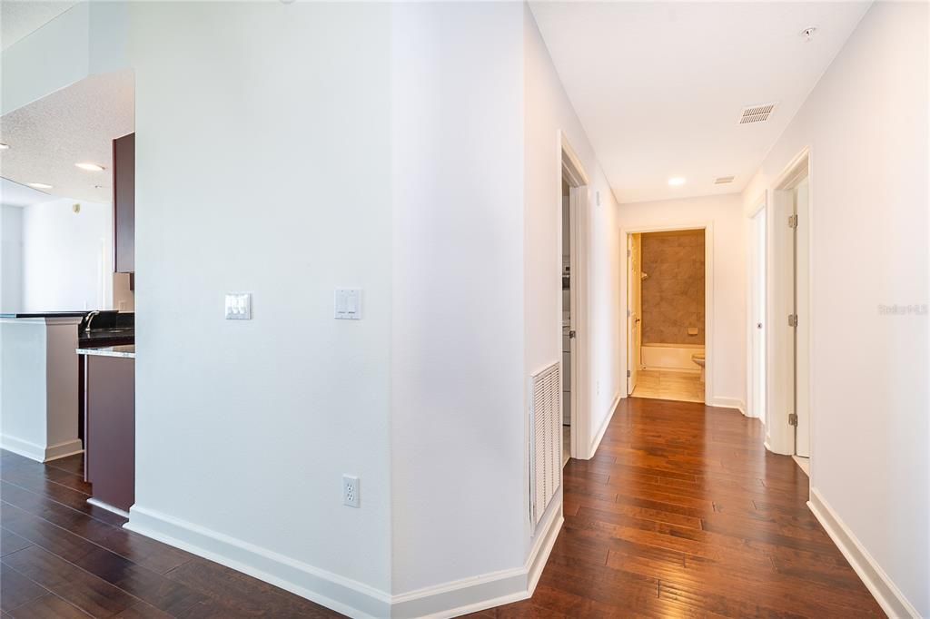 For Sale: $369,900 (3 beds, 2 baths, 1822 Square Feet)