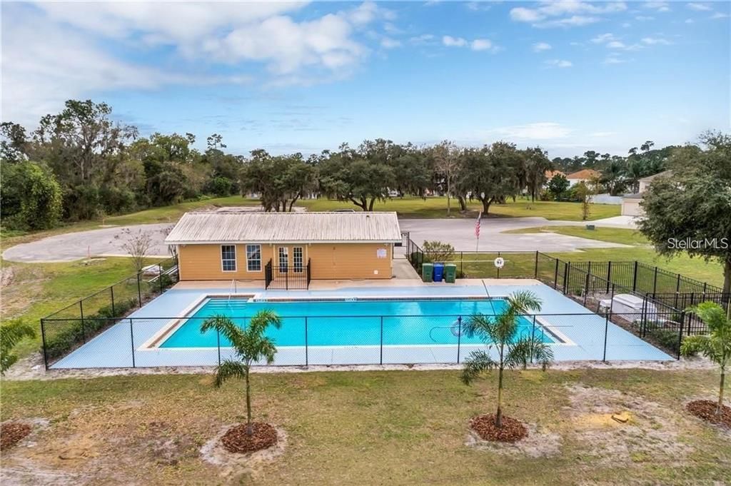 В аренду: $950 (1 спален, 1 ванн, 600 Квадратных фут)