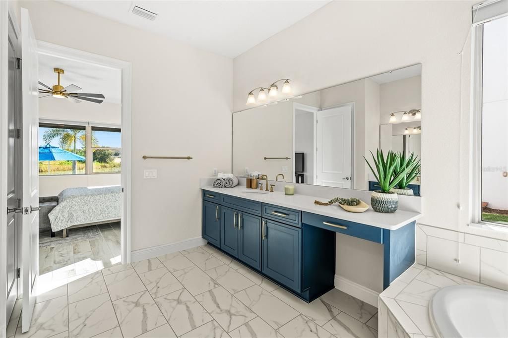 For Sale: $1,850,000 (5 beds, 4 baths, 4300 Square Feet)