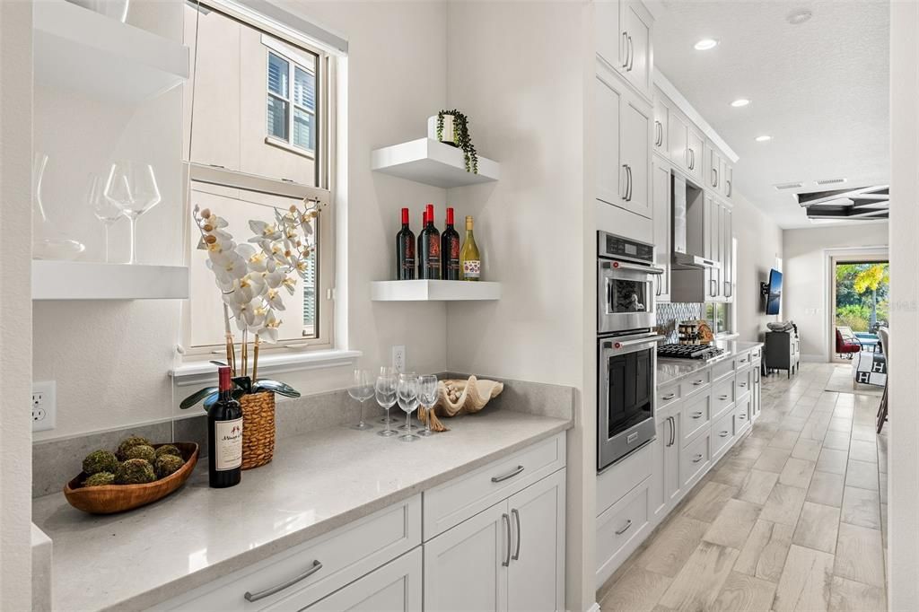 For Sale: $1,850,000 (5 beds, 4 baths, 4300 Square Feet)