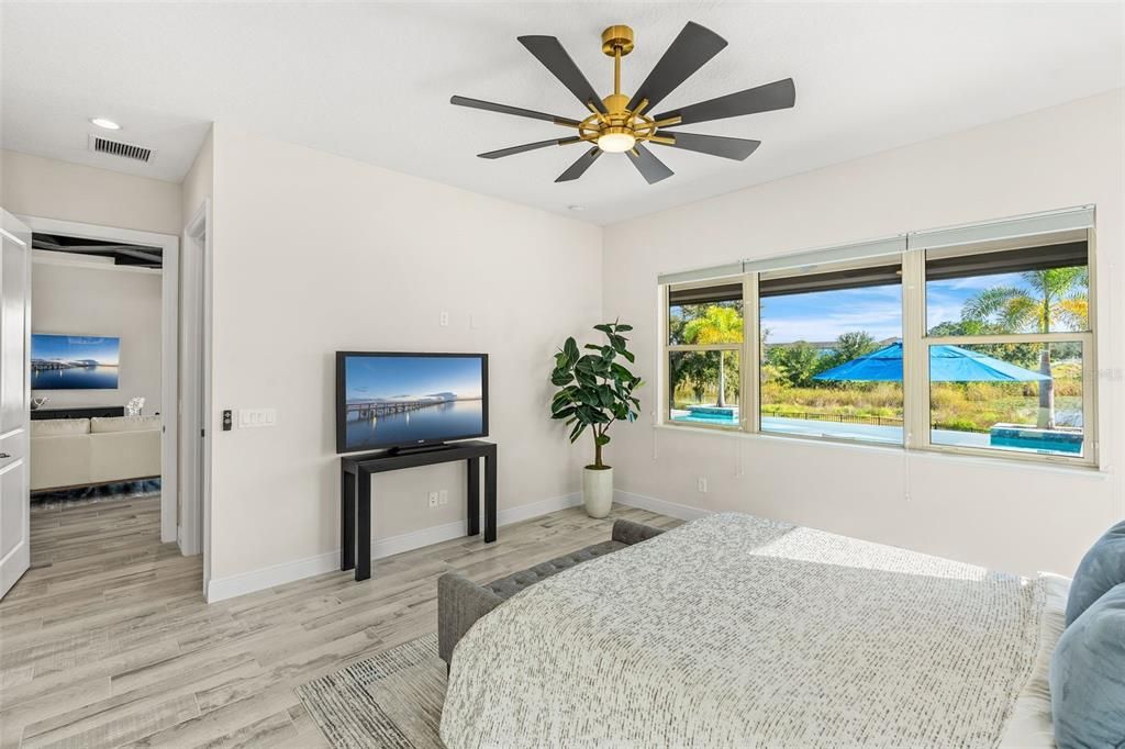 For Sale: $1,850,000 (5 beds, 4 baths, 4300 Square Feet)