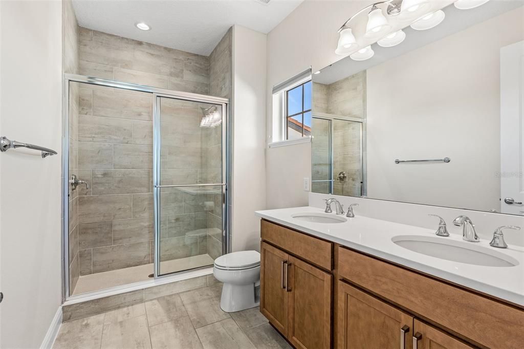 For Sale: $1,850,000 (5 beds, 4 baths, 4300 Square Feet)