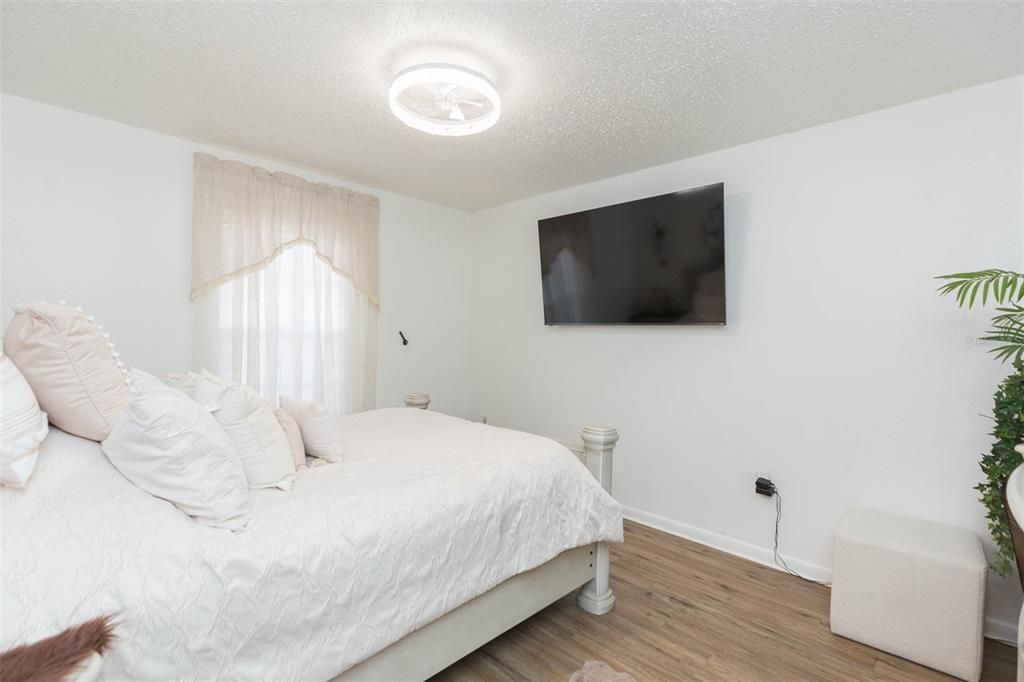 En Venta: $375,000 (3 camas, 2 baños, 1312 Pies cuadrados)