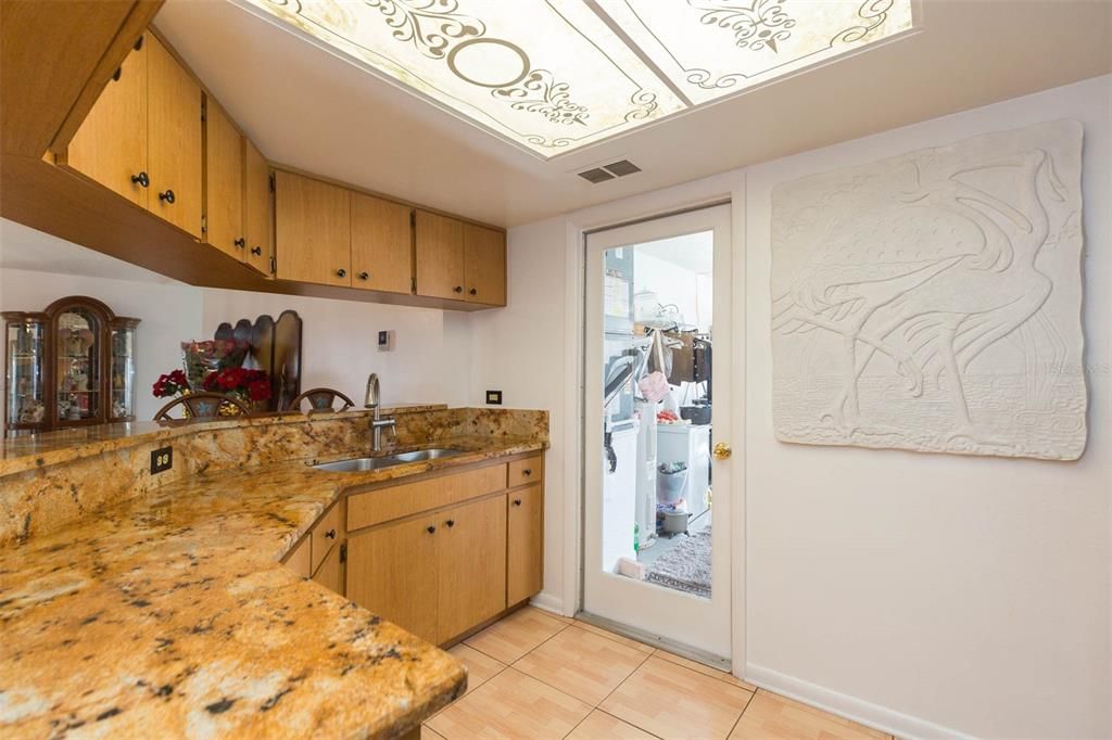 待售: $375,000 (3 贝兹, 2 浴室, 1312 平方英尺)