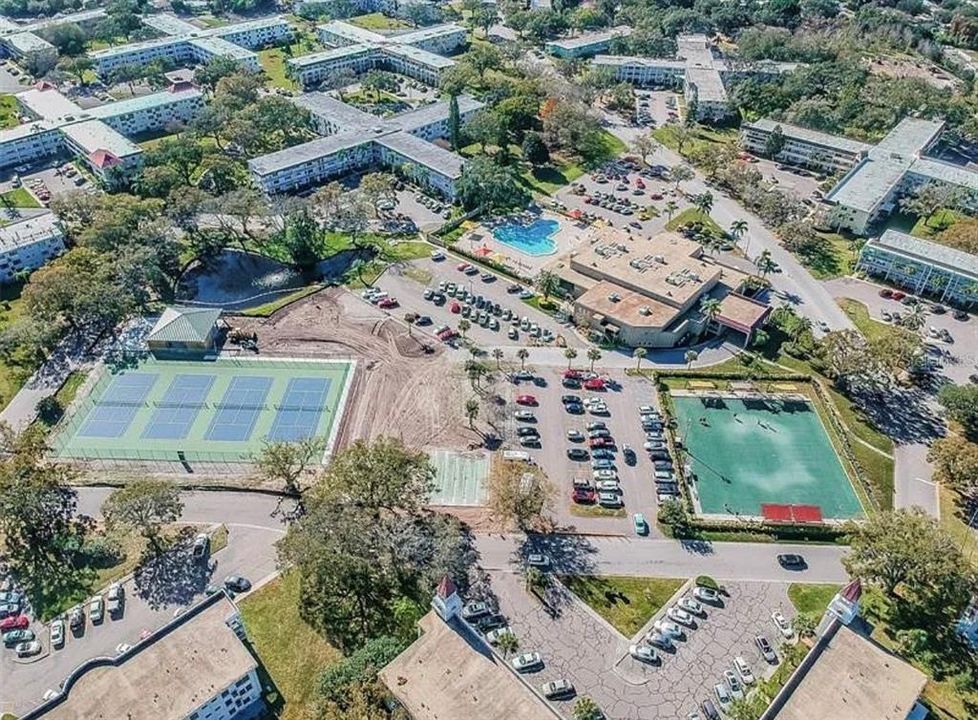 For Rent: $1,600 (2 beds, 1 baths, 1100 Square Feet)