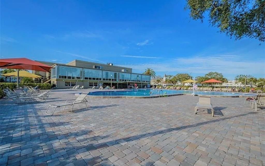 For Rent: $1,600 (2 beds, 1 baths, 1100 Square Feet)