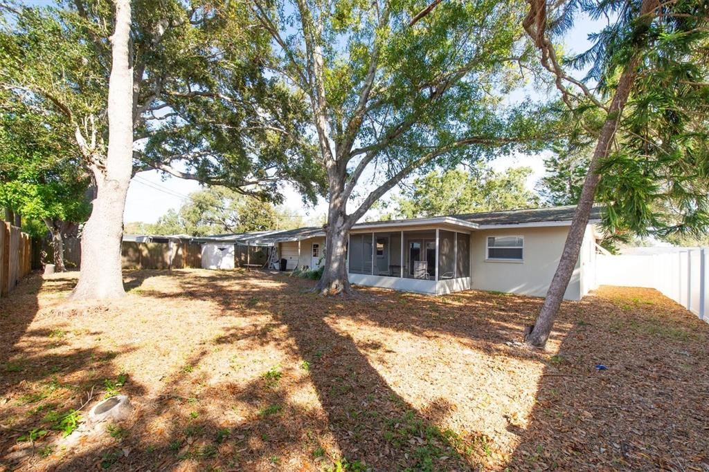 For Sale: $365,000 (2 beds, 2 baths, 1157 Square Feet)