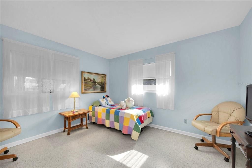 For Sale: $365,000 (2 beds, 2 baths, 1157 Square Feet)