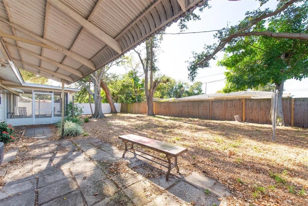 For Sale: $365,000 (2 beds, 2 baths, 1157 Square Feet)