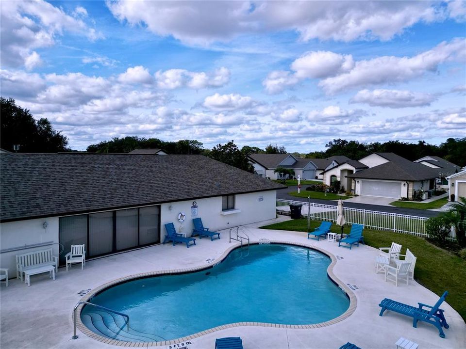 На продажу: $149,000 (2 спален, 1 ванн, 902 Квадратных фут)