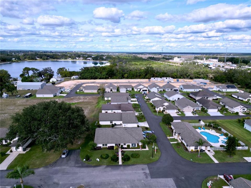 На продажу: $149,000 (2 спален, 1 ванн, 902 Квадратных фут)