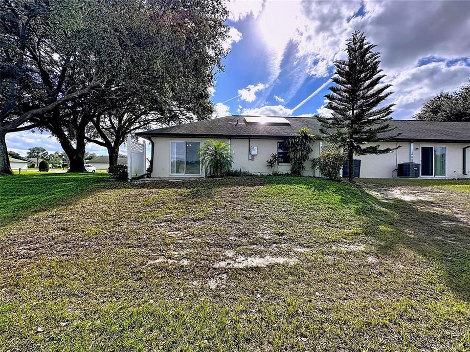 На продажу: $149,000 (2 спален, 1 ванн, 902 Квадратных фут)