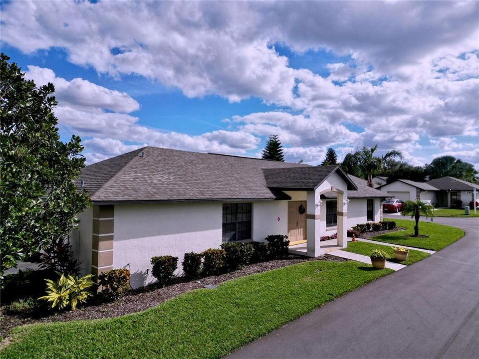 На продажу: $149,000 (2 спален, 1 ванн, 902 Квадратных фут)