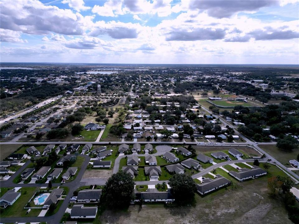 На продажу: $149,000 (2 спален, 1 ванн, 902 Квадратных фут)