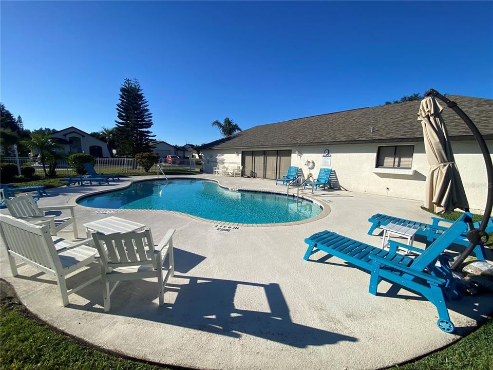 На продажу: $149,000 (2 спален, 1 ванн, 902 Квадратных фут)