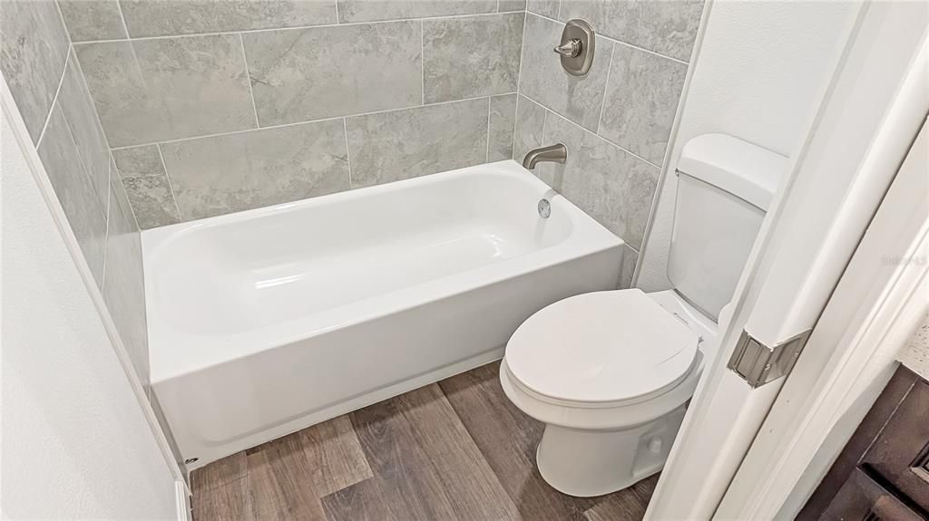 For Sale: $409,925 (4 beds, 2 baths, 1840 Square Feet)