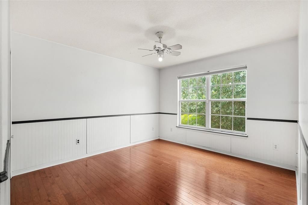 待售: $610,000 (5 贝兹, 3 浴室, 3493 平方英尺)