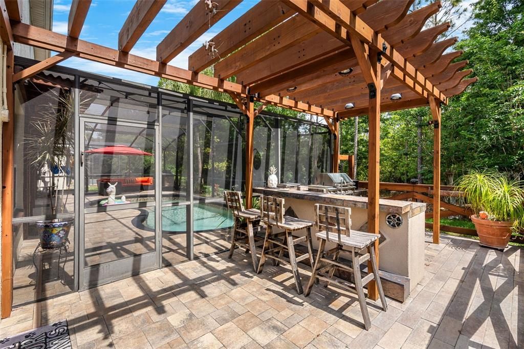 待售: $610,000 (5 贝兹, 3 浴室, 3493 平方英尺)