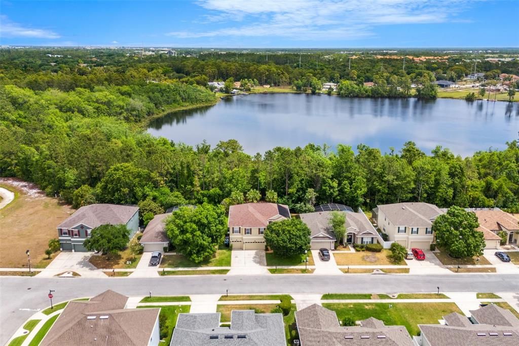 待售: $610,000 (5 贝兹, 3 浴室, 3493 平方英尺)