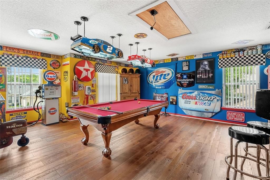 待售: $610,000 (5 贝兹, 3 浴室, 3493 平方英尺)