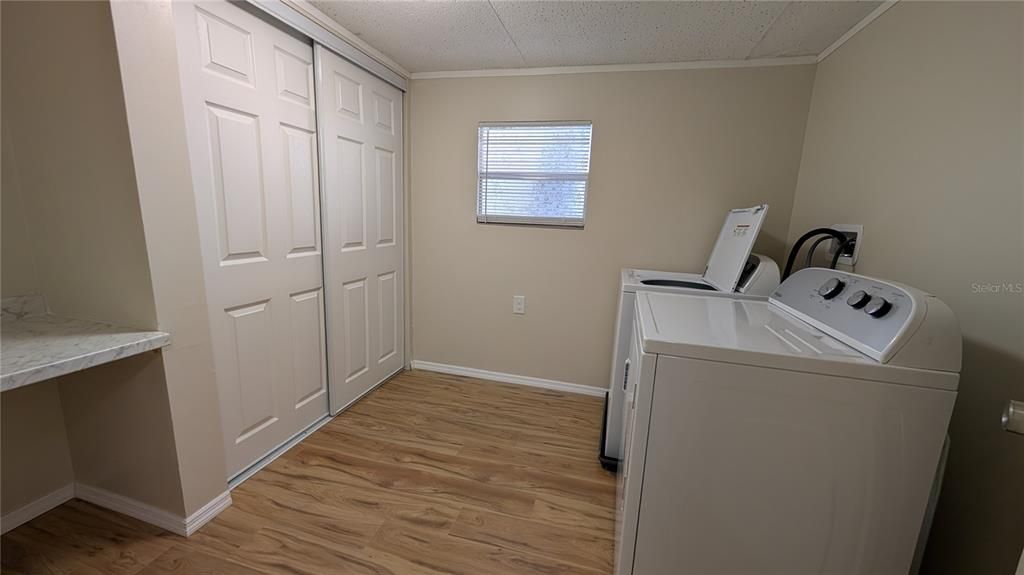 For Rent: $1,150 (1 beds, 1 baths, 660 Square Feet)