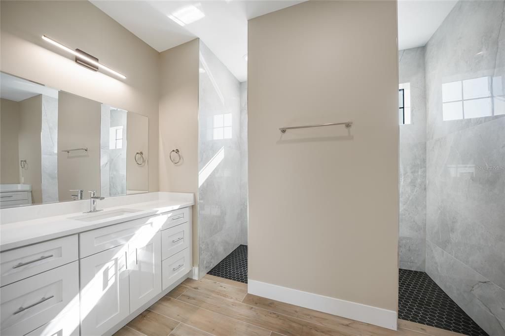 待售: $950,000 (3 贝兹, 2 浴室, 1866 平方英尺)